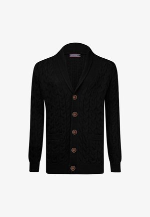 Sort kabelstrikket cardigan med sjalkrage, trækknapper af træ og to forlommer. Fremstillet af tekstureret strikmateriale.