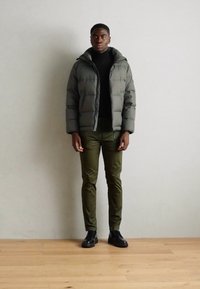 Thumbnail Image 2
