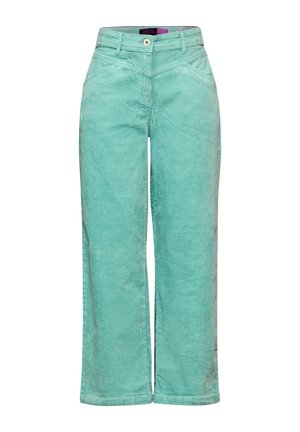 Pantaloni a gamba larga in corduroy verde con una leggera texture, dotati di tasche frontali e chiusura con un singolo bottone in vita.
