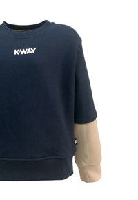 Felpa blu navy con scollo a girocollo, maniche beige a contrasto e logo K-WAY bianco sul petto. Materiale morbido e vestibilità comoda.