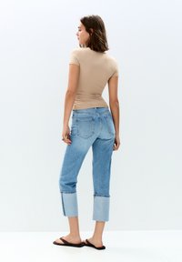 PULL&BEAR SHORT SLEEVE  - Základné tričko - beige