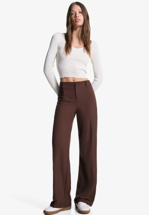 WIDE-LEG TAILORED - Pantaloni - dark brown