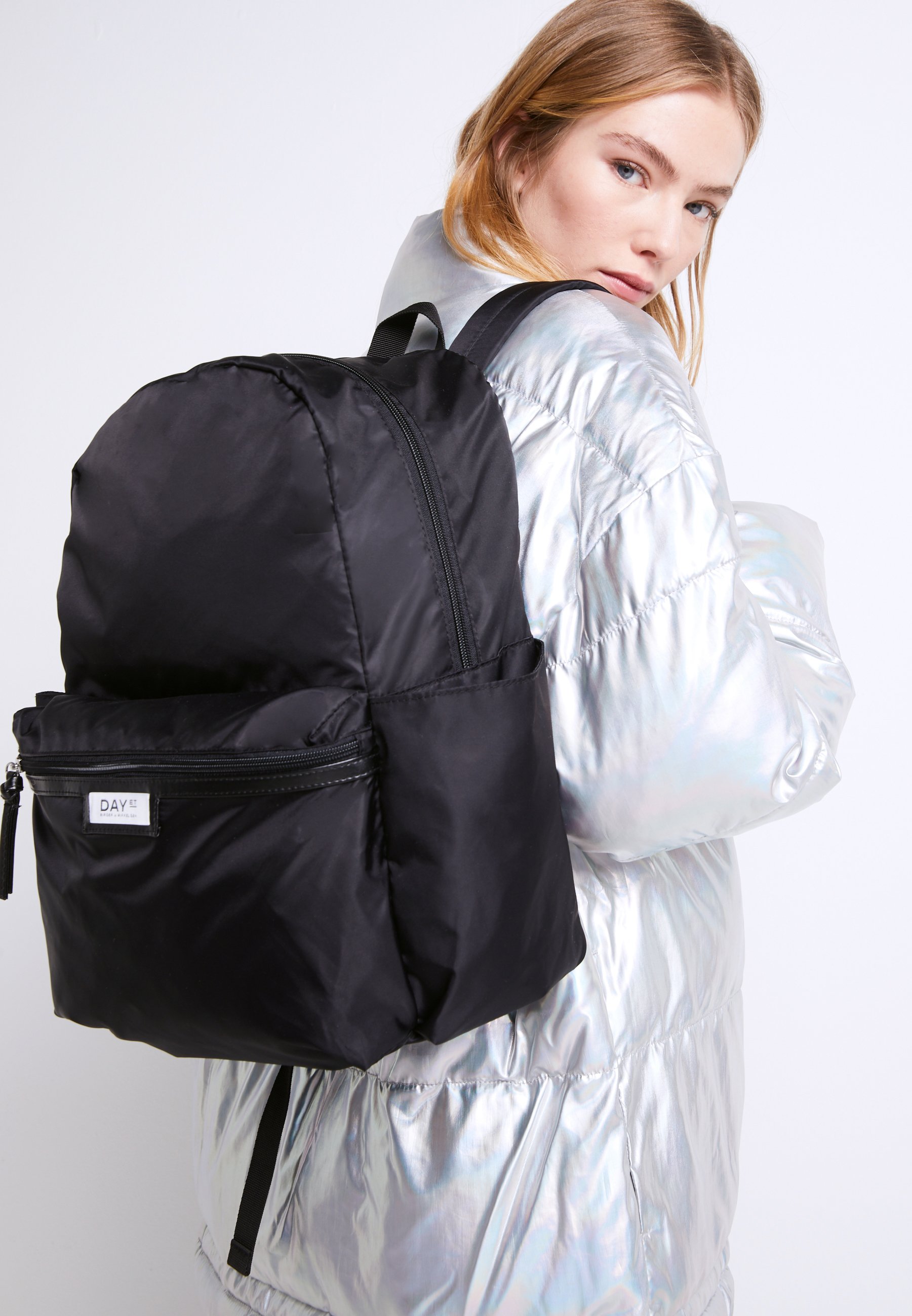 DAY GWENETH - Mochila - black/negro - Zalando.es