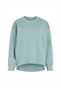 Maglione crewneck azzurro chiaro con maniche lunghe e orlo posteriore leggermente più lungo, polsini e colletto a costine, ricamo sobrio sulle maniche.