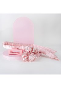 Thumbnail Image 5