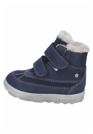 Navyblauwe hoge laarzen met twee klittenbandsluitingen, zachte nep-bontvoering en een getextureerde rubberen zool. Contrasterende stiksels zorgen voor extra detail.