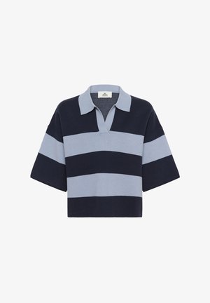 Črtasta pulover majica z mornarsko modro in svetloblåjo barvno shemo. Narejena iz pletenine, ima polo ovratnik in kratke, široke rokave.