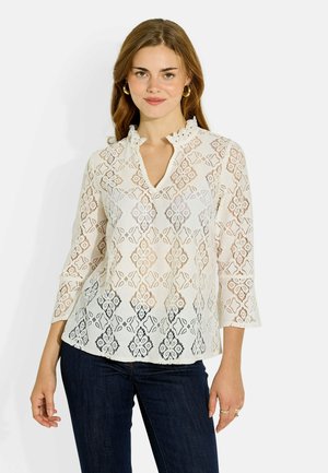 Grain de Malice, BLOUSE AJOURÉE COL VOLANTÉ - Blusa - ecru