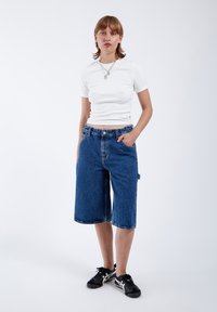 Dr.Denim BREE WORKER - Shorts vaqueros - stream mid retro