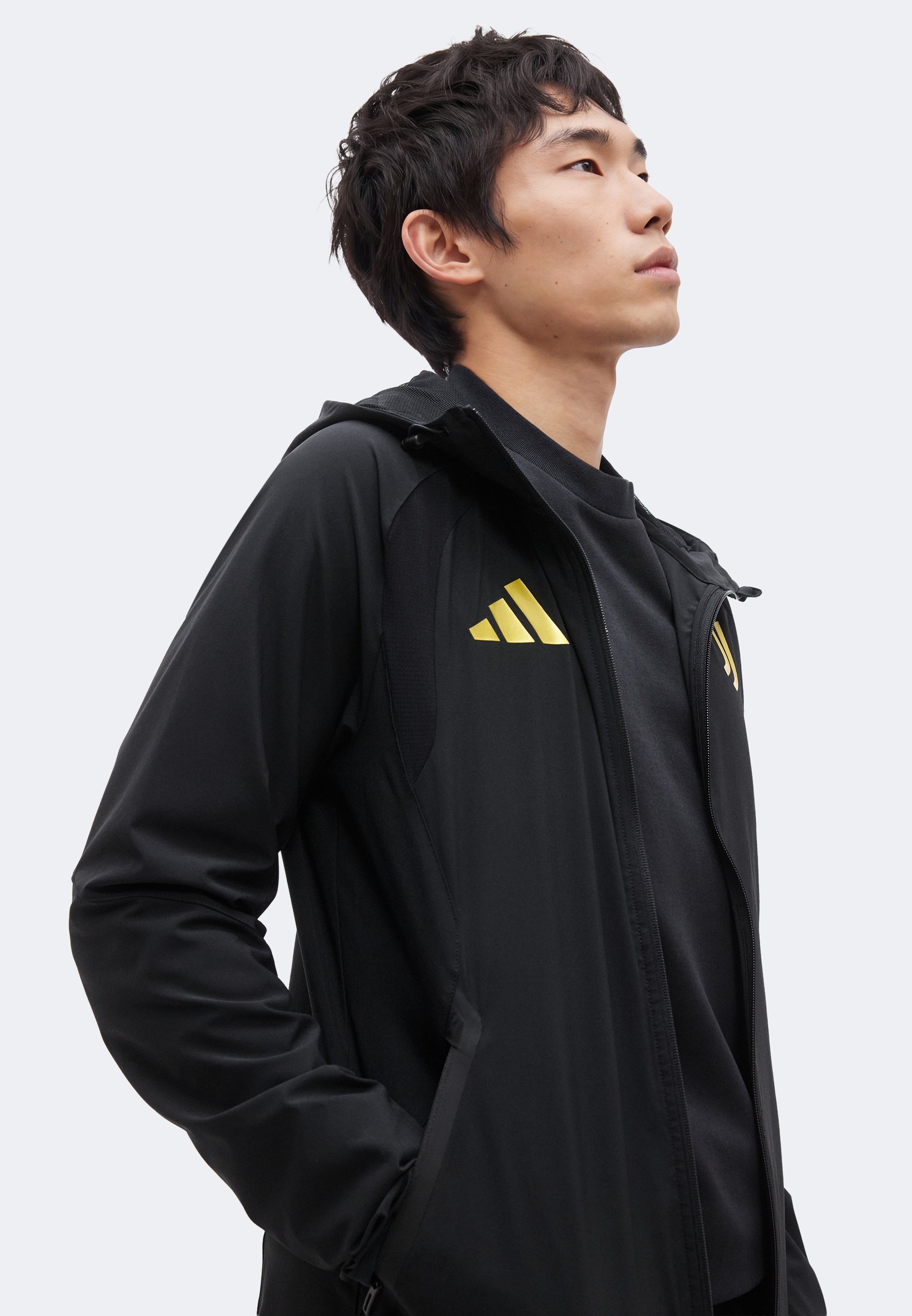 adidas Performance JUVENTUS TURIN TIRO TRAVEL - Windbreaker