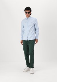 Thumbnail Image 2