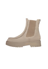 Beige ankelstøvler med elastiske sidepaneler, glat ruskindsoverflade, rund tå og kraftig gummisål med distinkt mønster.