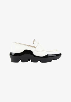Prada, Chaussons - white