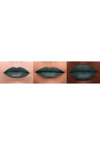 NYX Professional Makeup SUEDE MATTE LIPSTICK - Läppstift - 24 shake that money