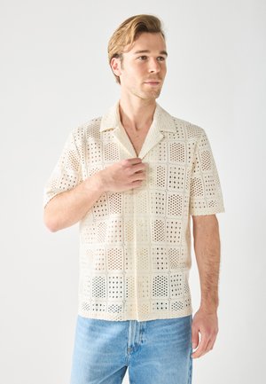 Pier One by Zalando Shirt - off-white