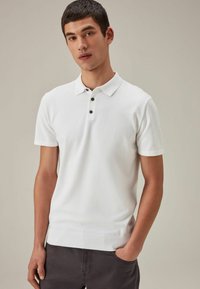 Next SHORT SLEEVE - REGULAR FIT - Poloshirts - white
