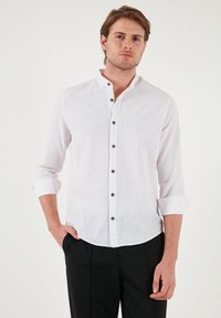 REGULAR FIT - Srajca - white