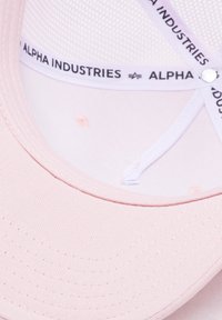 Alpha Industries LABEL TRUCKER UNISEX - Kapa - pale peach