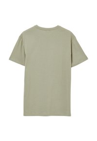 T-shirt a maniche corte in cotone verde oliva chiaro, con un semplice colletto rotondo e una vestibilità rilassata, caratterizzato da una texture morbida e senza stampe.