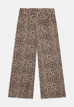 Calças largas com padrão de leopardo numa combinação de cores bege e preto, com um cós elástico. Textura suave e ajuste relaxado.
