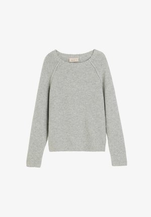 Jasnoszary sweter dziergany z okrągłym dekoltem, prążkowanymi mankietami i dołem. Posiada prosty, teksturowany wzór z raglanowymi rękawami.