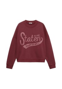 Bordo dolgimi rokavi sweatshirt z velikim, obrabljenim napisom "Staten Island County of NYC" na sprednji strani.