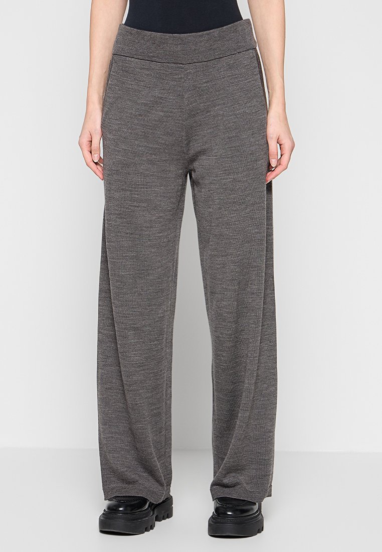 Pantalones