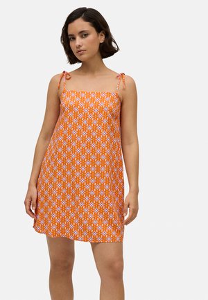 Ysabel Mora TIRANTES ANUDADOS ESTAMPADO GEOMÉTRICO - Vestido informal - mottled orange