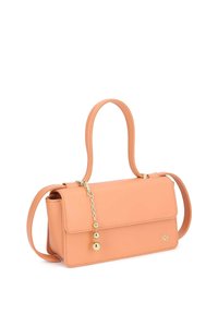 Τσάντα χειρός από ψεύτικο δέρμα σε χρώμα ροδάκινου με κομψό σχεδιασμό, που διαθέτει λαβή στο πάνω μέρος, αποσπώμενο ιμάντα ώμου και χρυσά μεταλλικά διακοσμητικά.