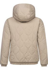 Beige quiltad jacka med huva, elastiska ärmslut och fåll. Vadderingen har ett vågigt mönster och en slät, mjuk textur.