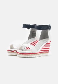 Marco Tozzi BY GUIDO MARIA KRETSCHMER - High Heel Sandalette - white/navy