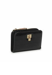 Cartera de cuero negra con estampado de cocodrilo, con cierre y cremallera en tono dorado, que presenta una forma rectangular compacta.