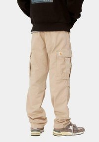Carhartt WIP REGULAR - Pantalones cargo - wall garment dyed