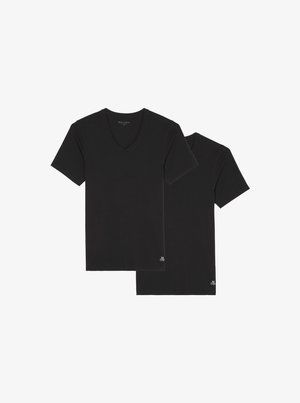 Due t-shirt a manica corta neri a scollo a V realizzati in tessuto morbido. Ognuno presenta un piccolo logo bianco in basso a sinistra.