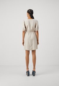 Pieces Abito a camicia - off-white