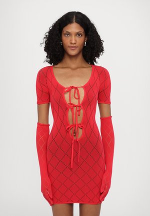 ARGYLE DOUBLE-LAYER DRESS WITH SOCKS AND GLOVES - Cocktailkjole - red/brown