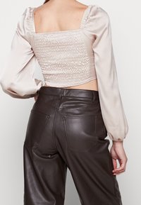 Gina Tricot Blus - beige