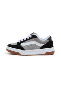 Vans HYLANE - Sneaker low - black drizzle