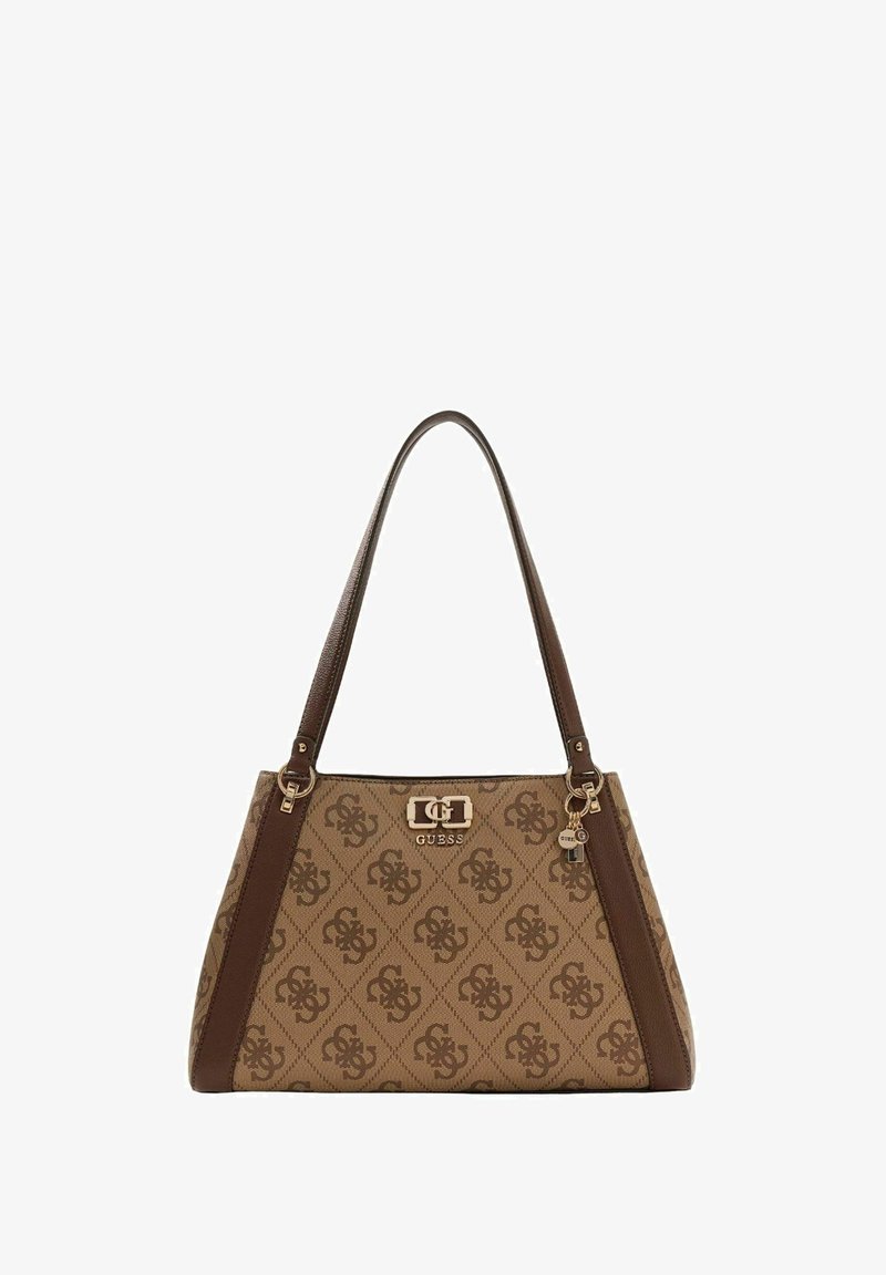 Sac à main marron à motif avec logo, équipé de ferrures dorées, de deux bandoulières et d'une texture lisse. Design incliné avec des accents latéraux.