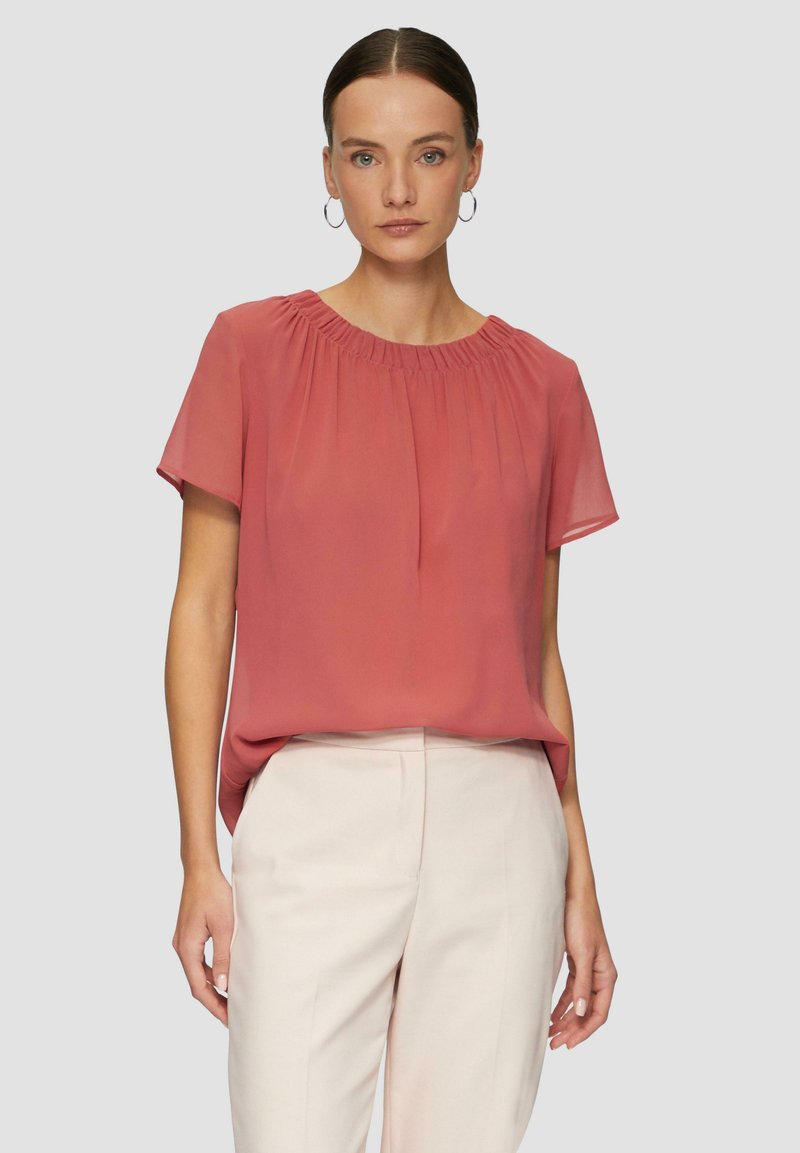 s.Oliver BLACK LABEL AM AUSSCHNITT - Bluse - preiselbeere