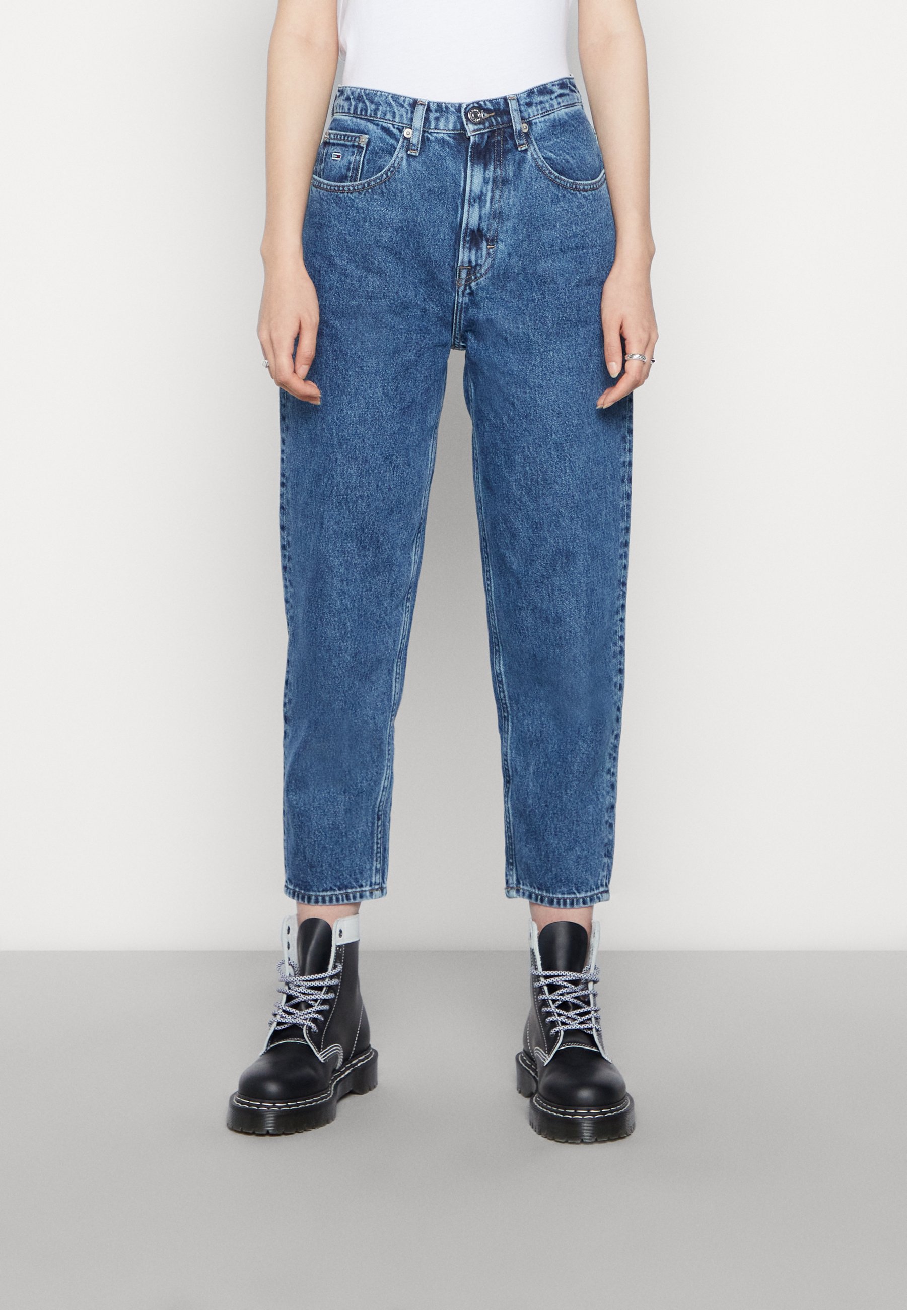 high rise tapered mom jeans tommy hilfiger