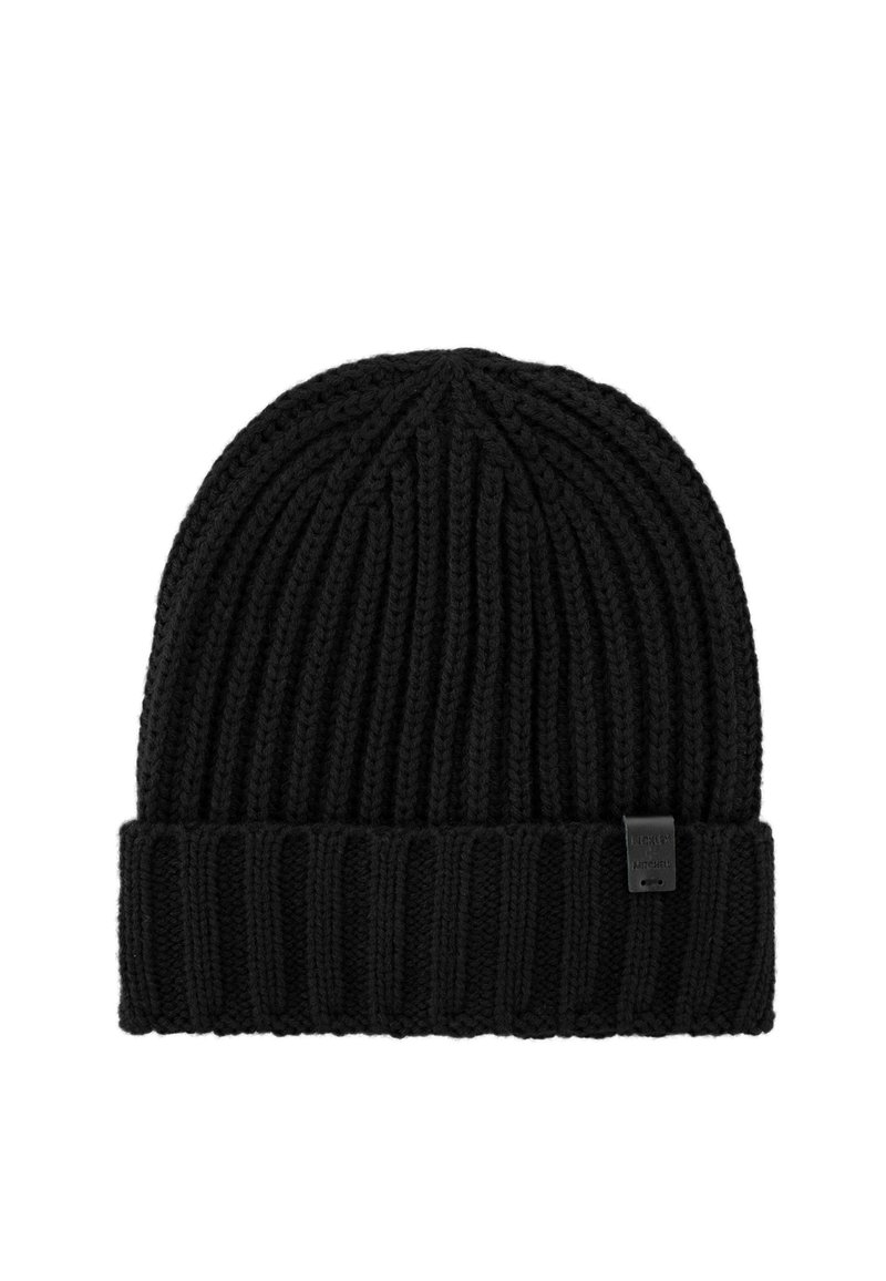 Schwarze Strickmütze mit geripptem Design und umgeschlagenem Bündchen. Das Material wirkt weich; an der Seite ist ein kleines Markenschild angebracht.