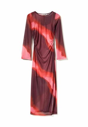 Obleka z dolgimi rokavi, oprijeta, iz bordo tkanine s tekočo silhueto. Ima rdeče in roza vzorce barvanja z vezavo ter potegnjene detajle.