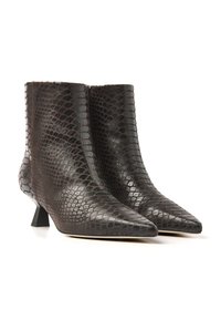 Black, pointed-toe ankle boots in textured faux snakeskin. Low block heel, smooth finish, and distinctive reptile pattern detail.