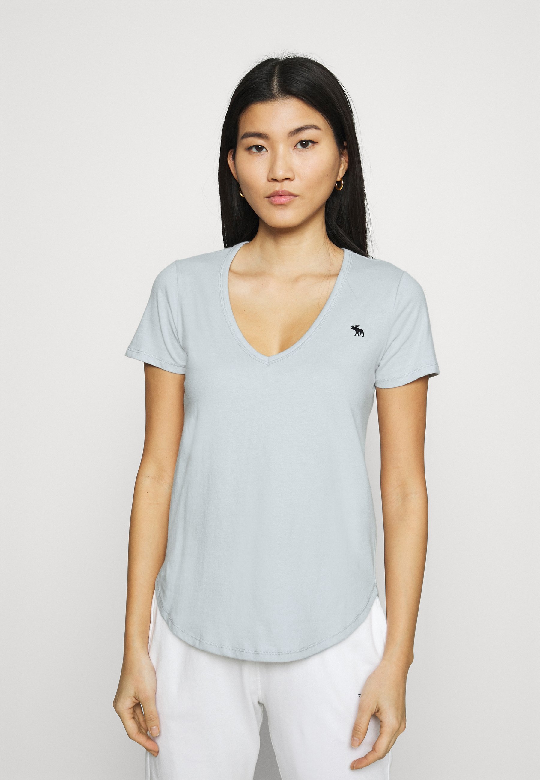 Abercrombie and fitch v neck Clearance