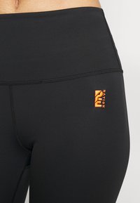 P.E Nation Punčochy - black