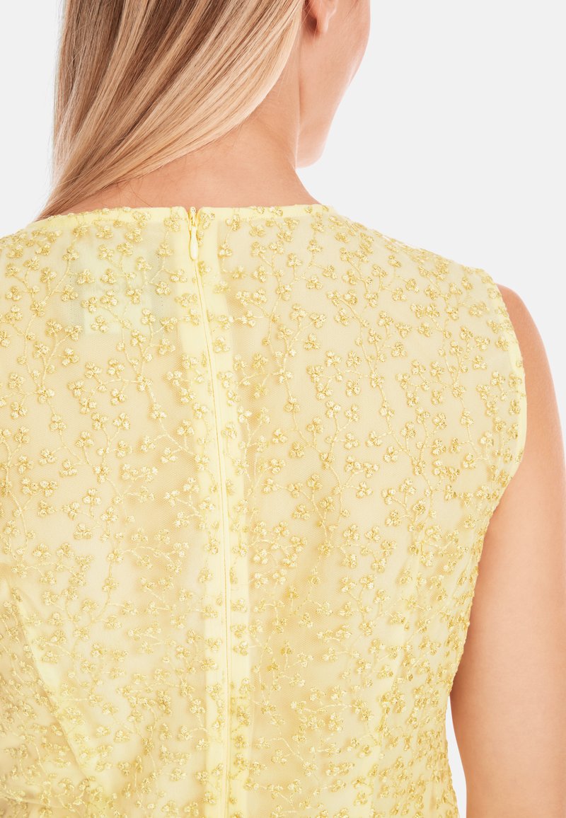 savannah lace dress The Savannah dress – rig vert main image 1