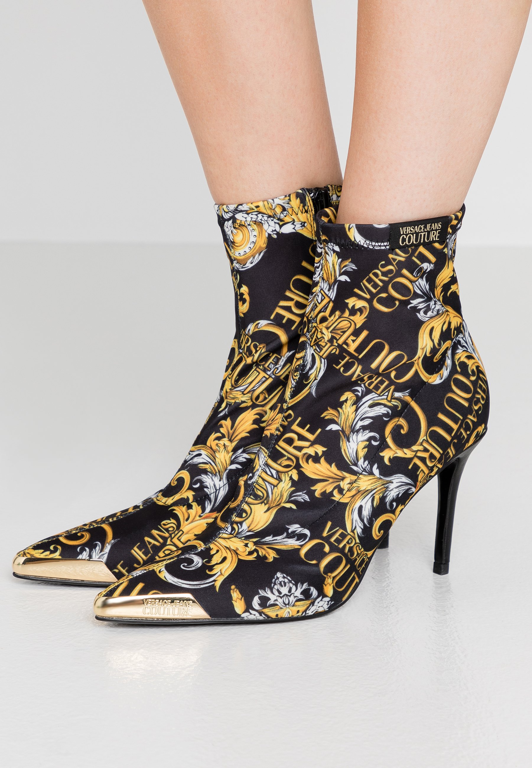 yellow versace jeans