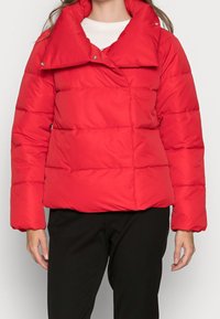 ONLY Chaqueta de invierno - red