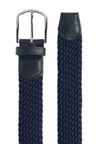 Marinblå flätad bälte tillverkat av vävt tyg med läderdetaljer och en silverfärgad metallspänne. Slät yta med en strukturerad design.
